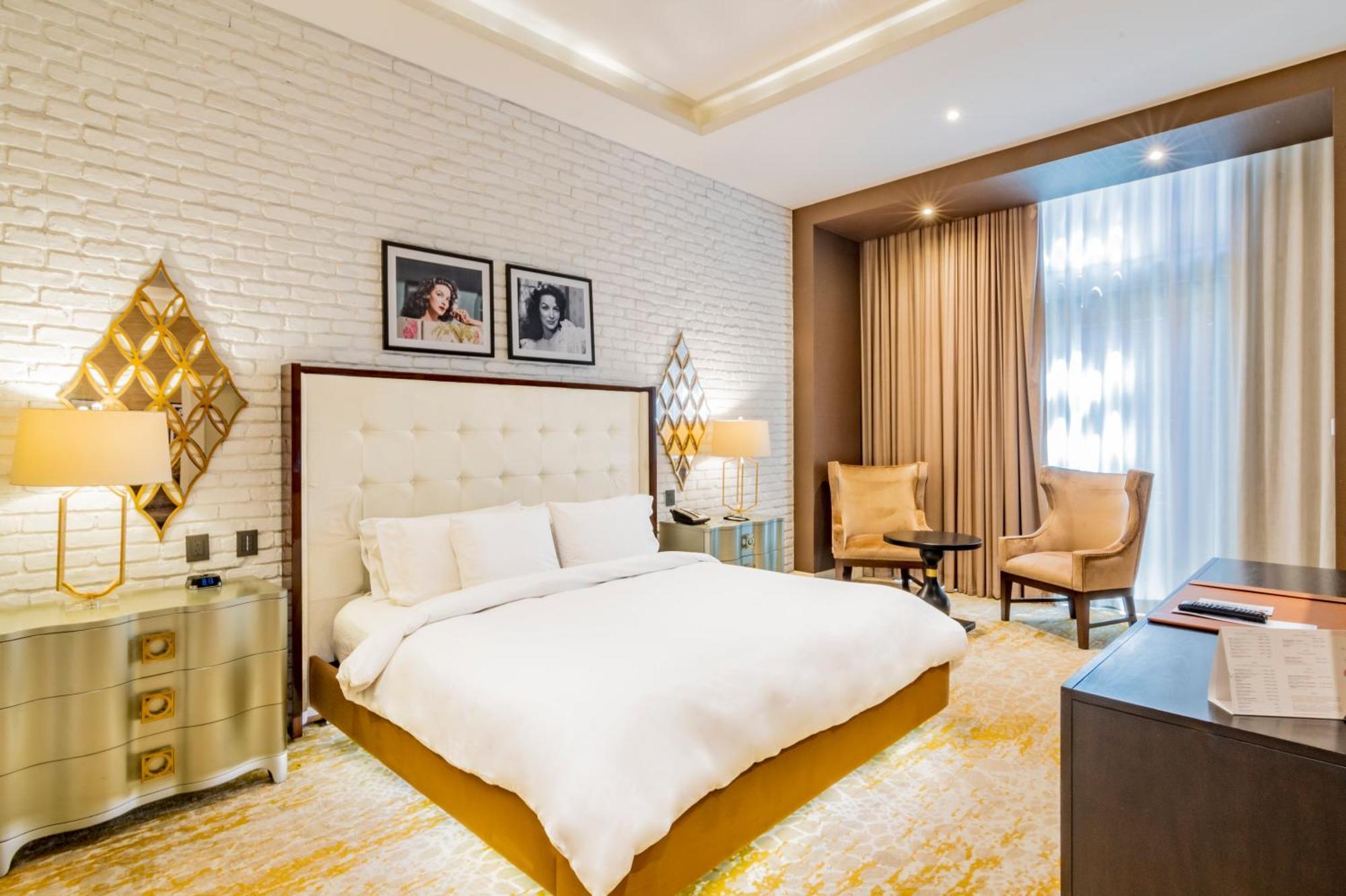K Tower Boutique Hotel By Lucerna Tijuana Exteriör bild