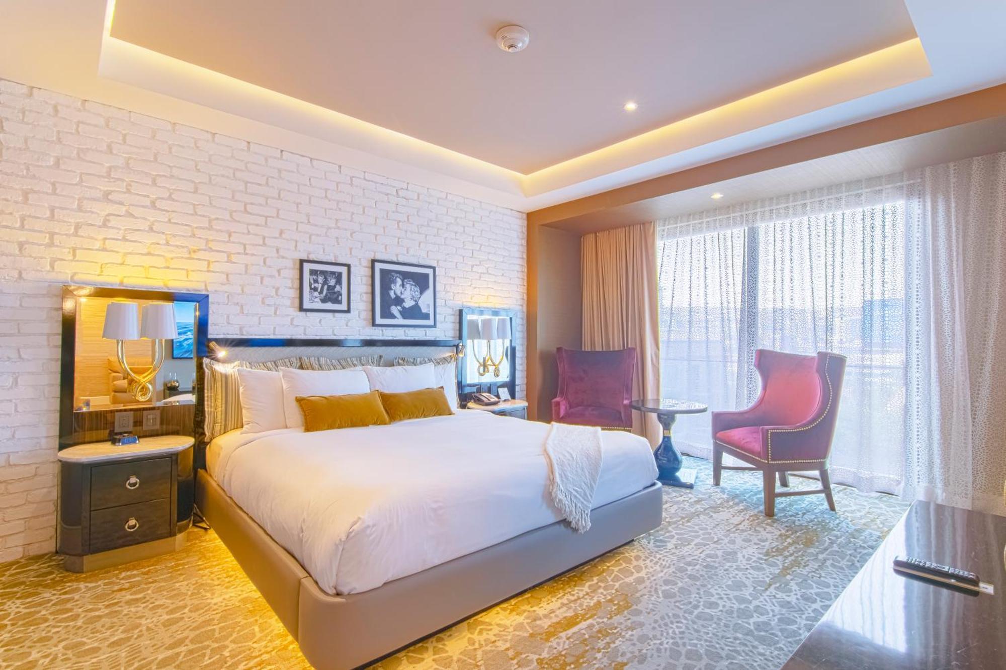 K Tower Boutique Hotel By Lucerna Tijuana Exteriör bild