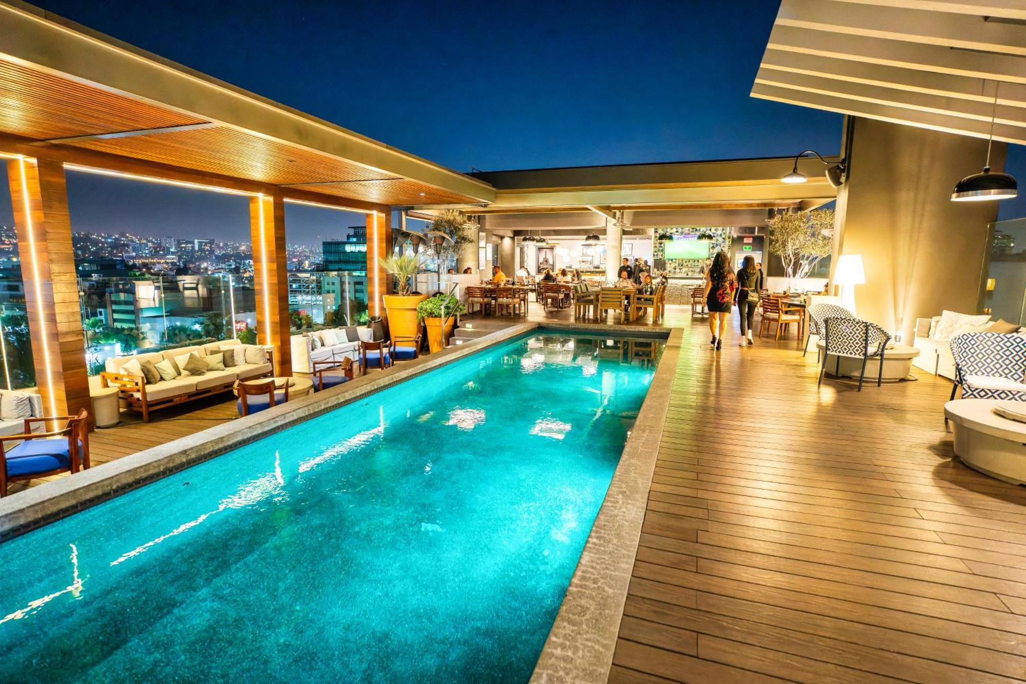 K Tower Boutique Hotel By Lucerna Tijuana Exteriör bild