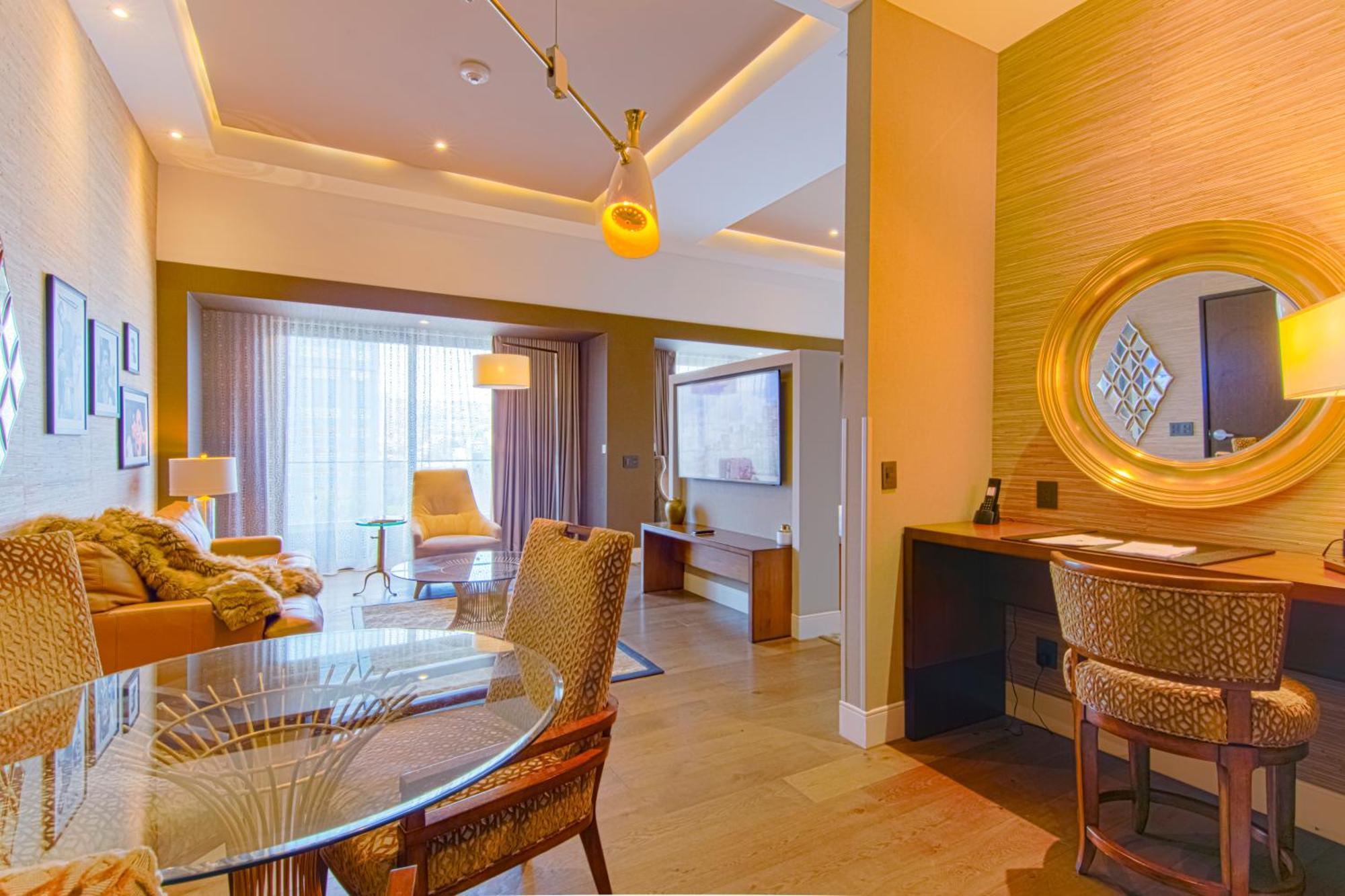 K Tower Boutique Hotel By Lucerna Tijuana Exteriör bild