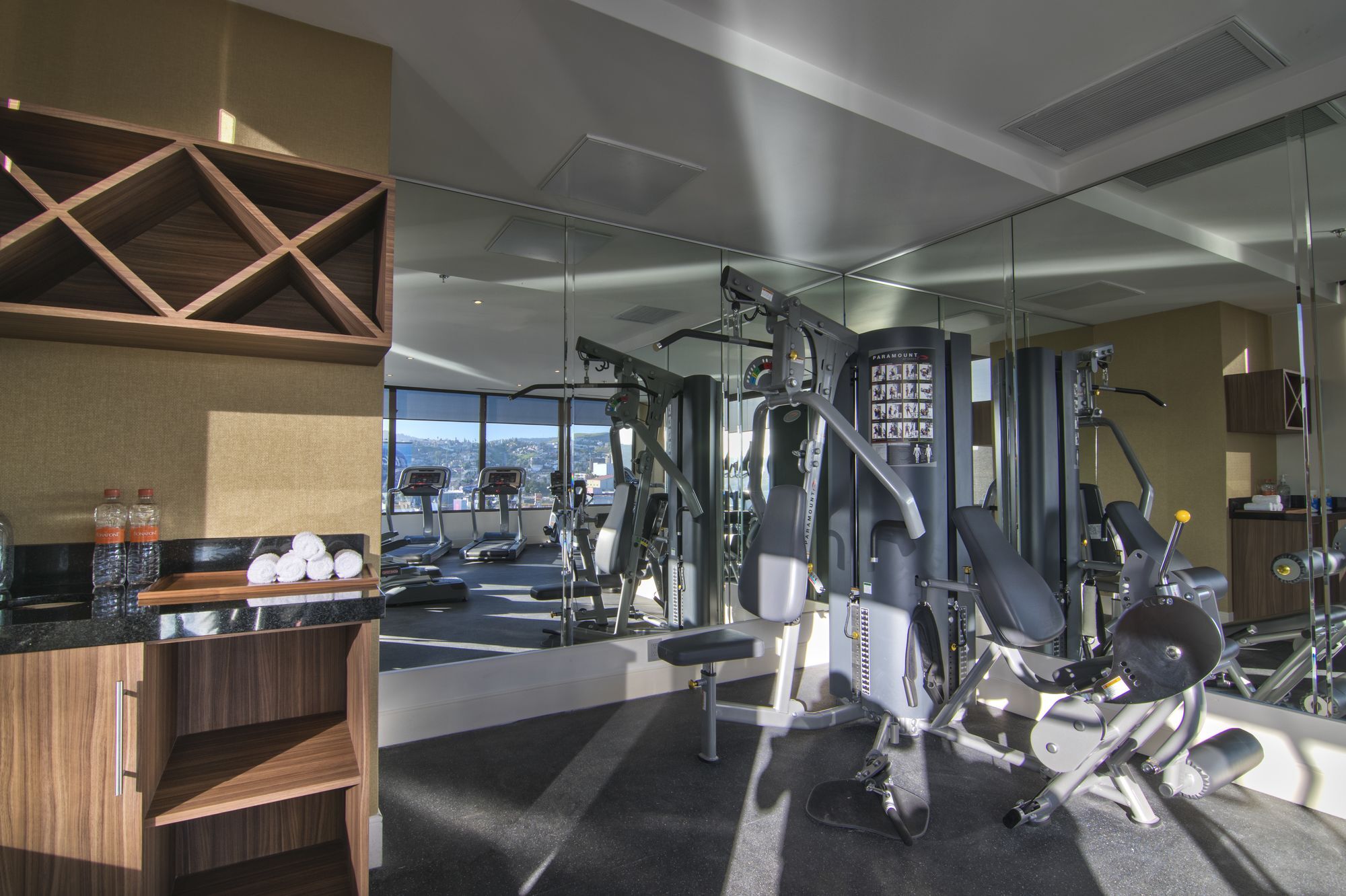 K Tower Boutique Hotel By Lucerna Tijuana Exteriör bild